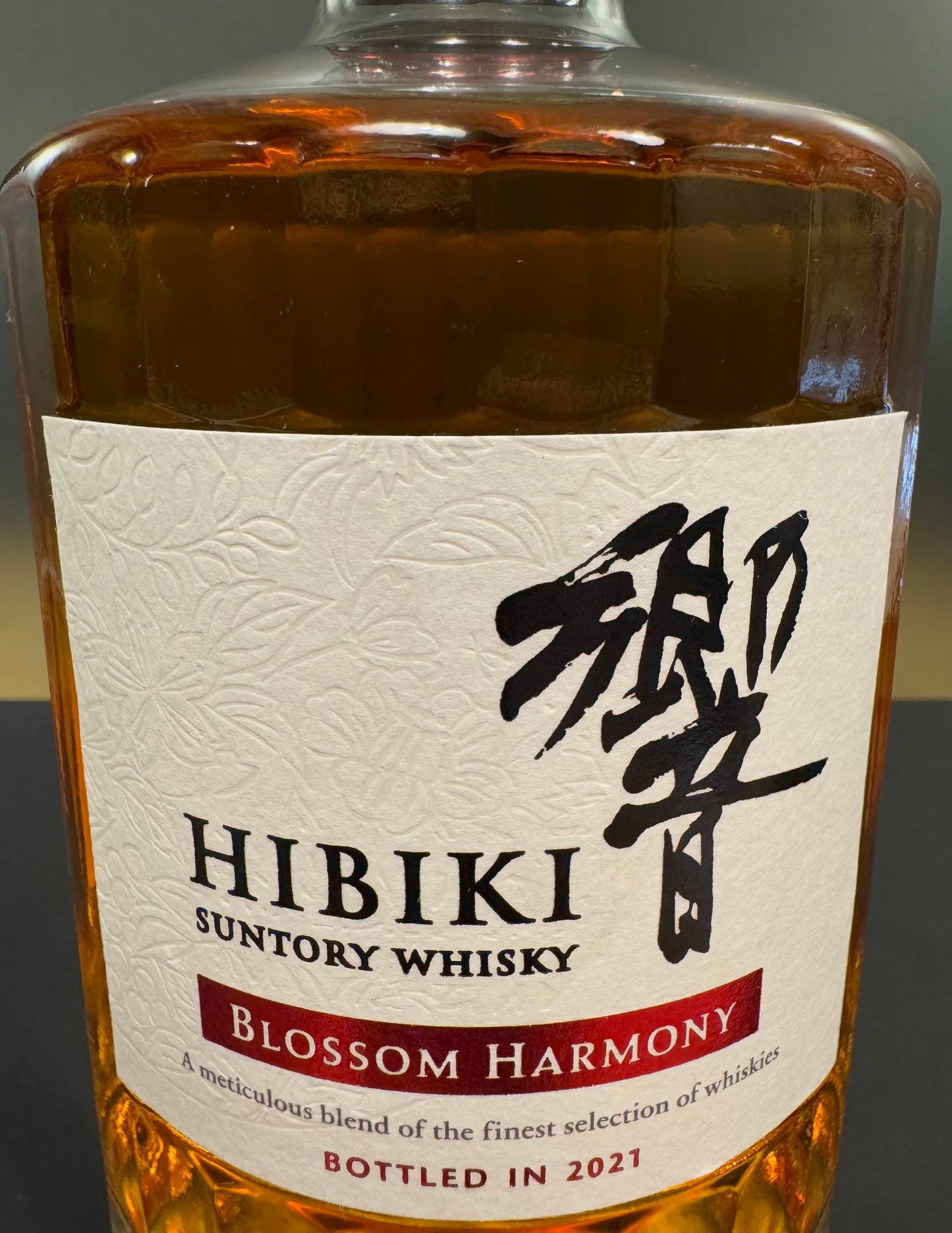 響 HIBIKI 43% Vol.+Carton